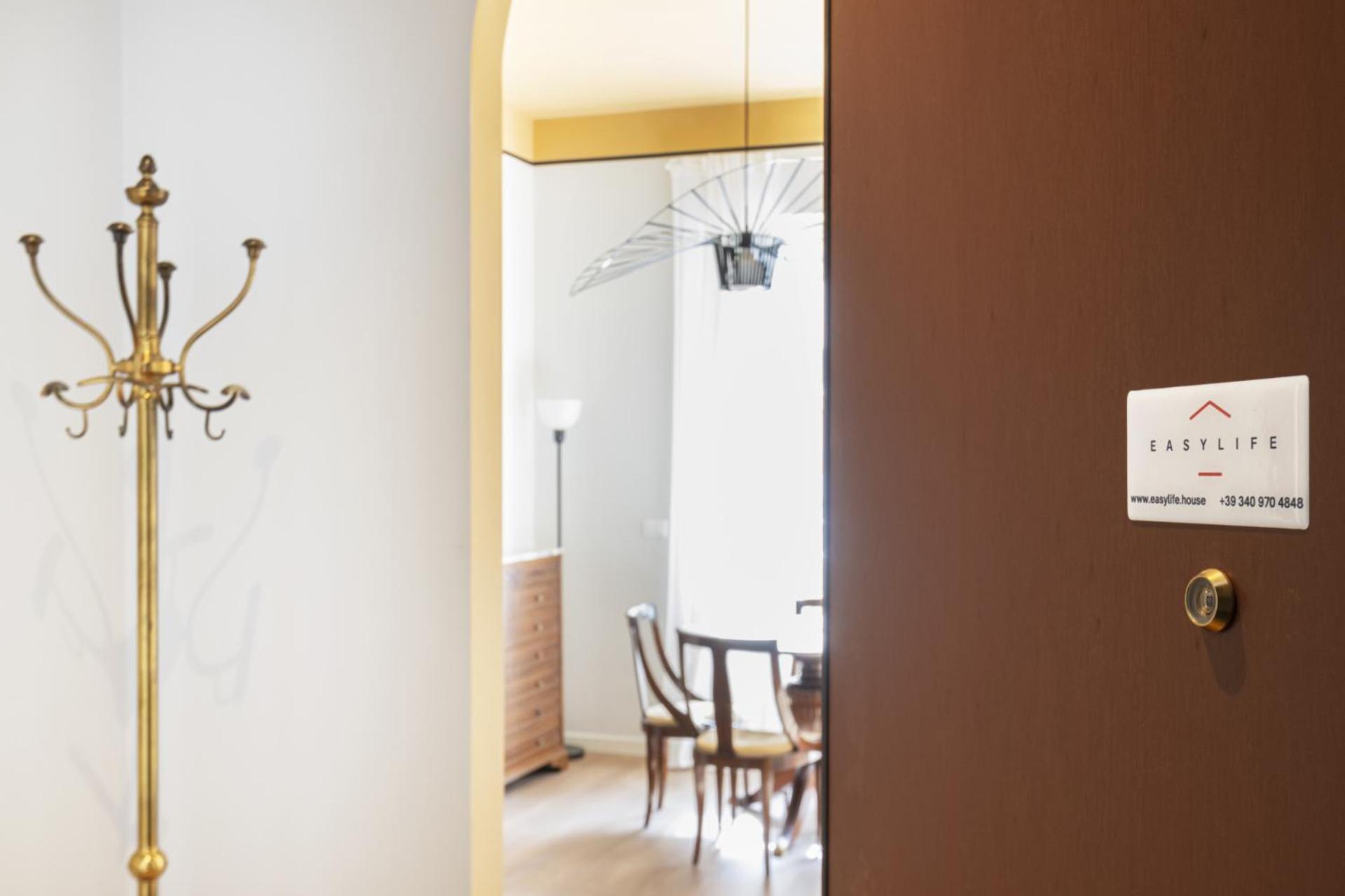 Appartement Easylife - Luminosa Dimora In Sant'Ambrogio à Milan Extérieur photo